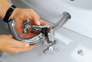 замена смесителя
