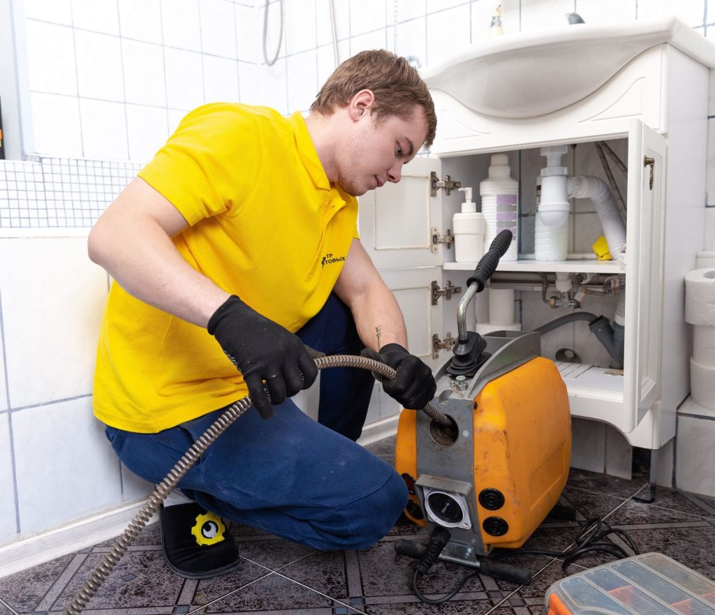 Устранение засора труб